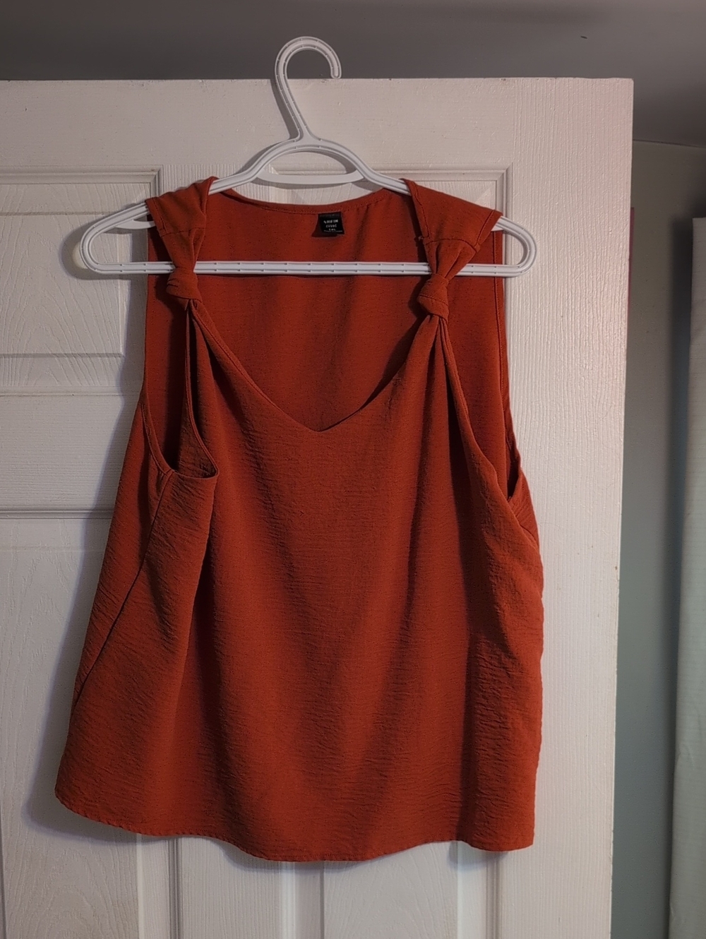 SHEIN Knot Strap Sleeveless Tank - Rust